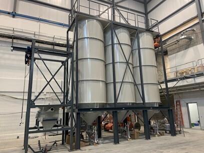 Réservoir et stockage industriel installé par PIERVAN pour le projet Café William à Sherbrooke